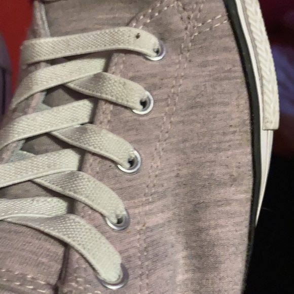 Converses size 6 - Picture 5 of 5